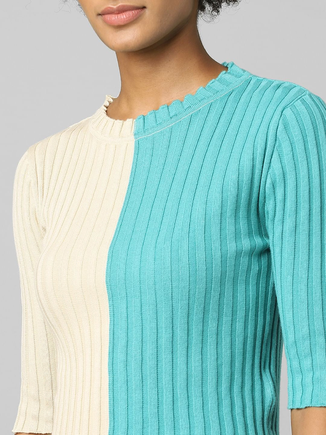 Green Colourblocked Ribbed Pullover