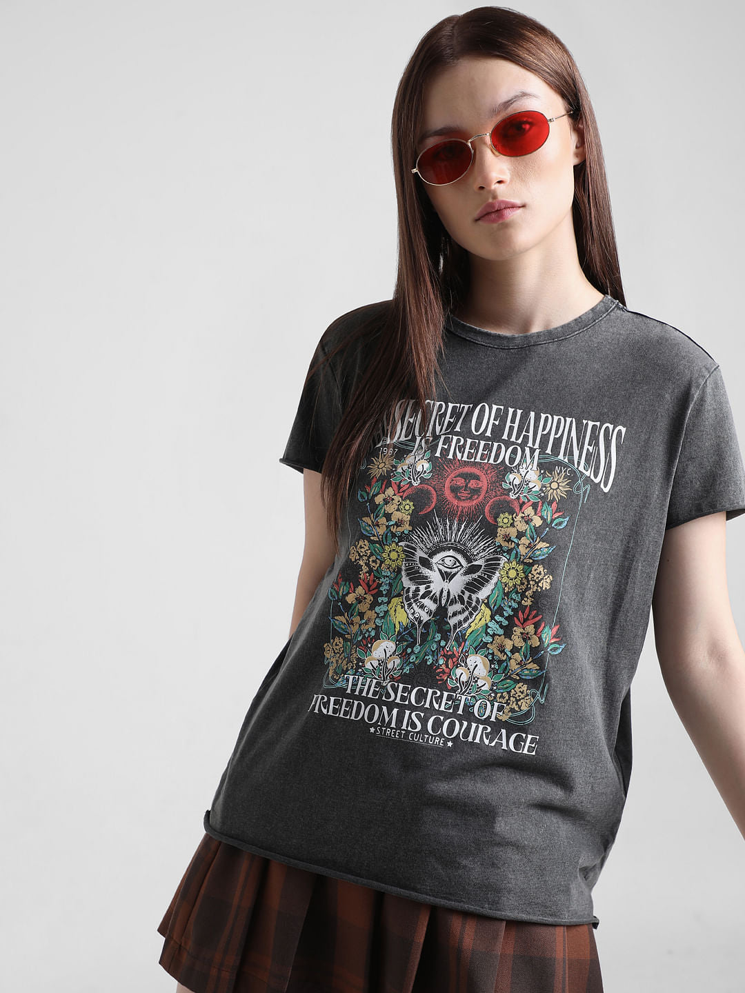 Black Graphic Print T-Shirt