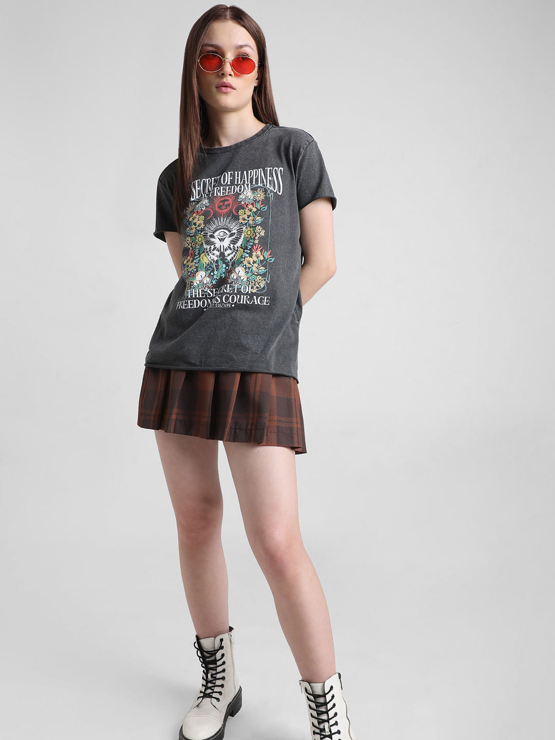 Black Graphic Print T-Shirt