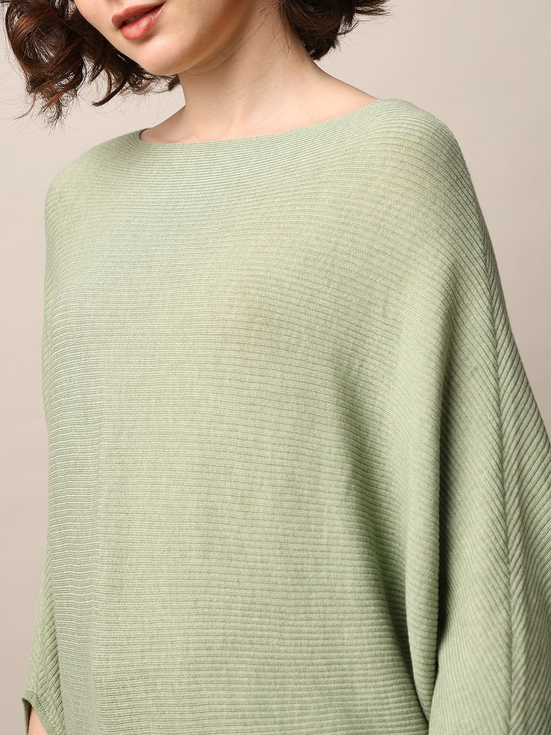 Green Batwing Sleeves Pullover