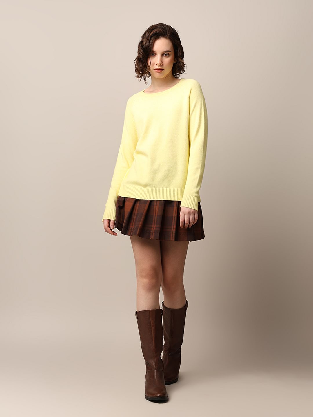 Yellow Raglan Sleeves Pullover