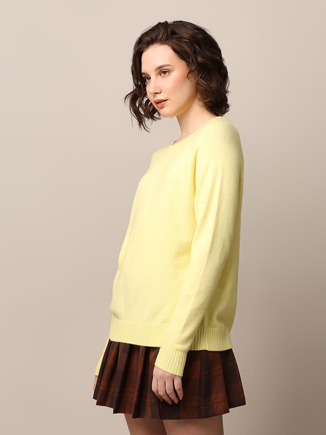 Yellow Raglan Sleeves Pullover
