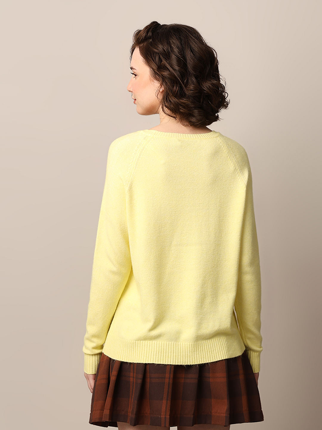 Yellow Raglan Sleeves Pullover