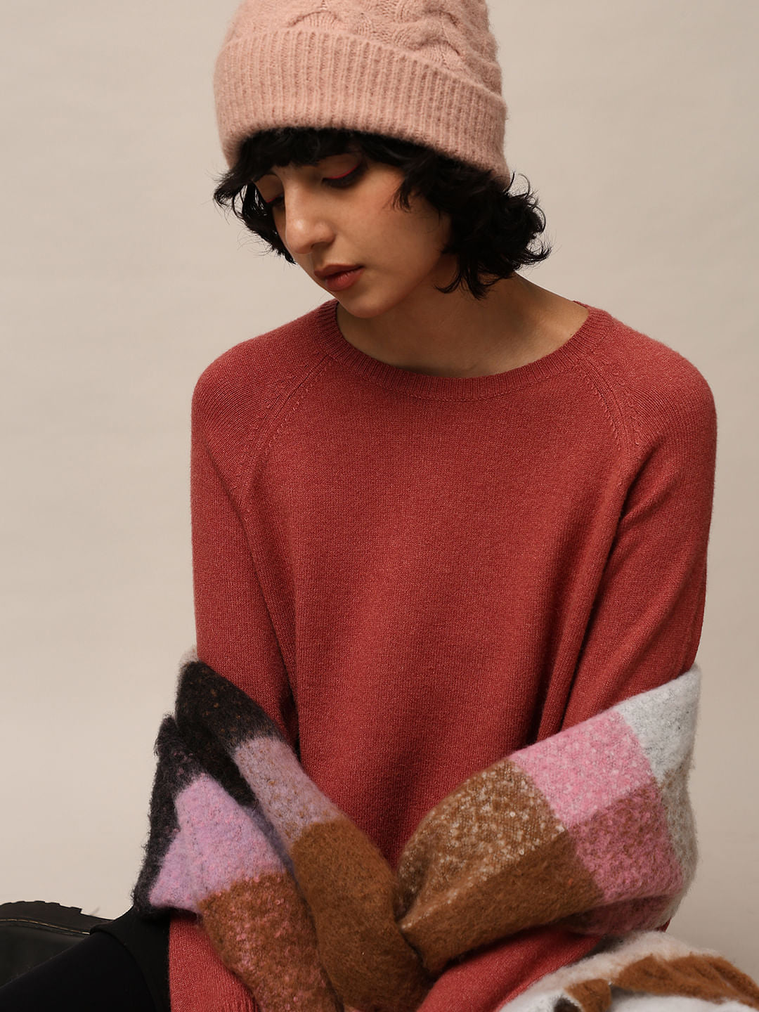 Brown Raglan Sleeves Pullover