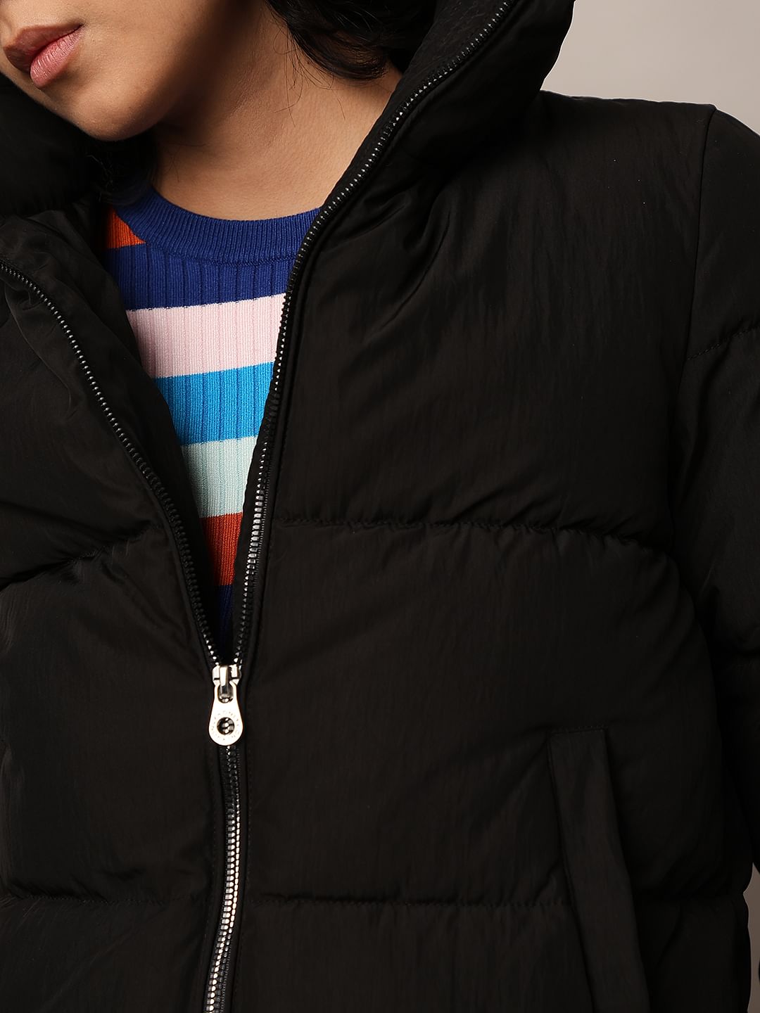 Black Short Hooded Puffer Jacket