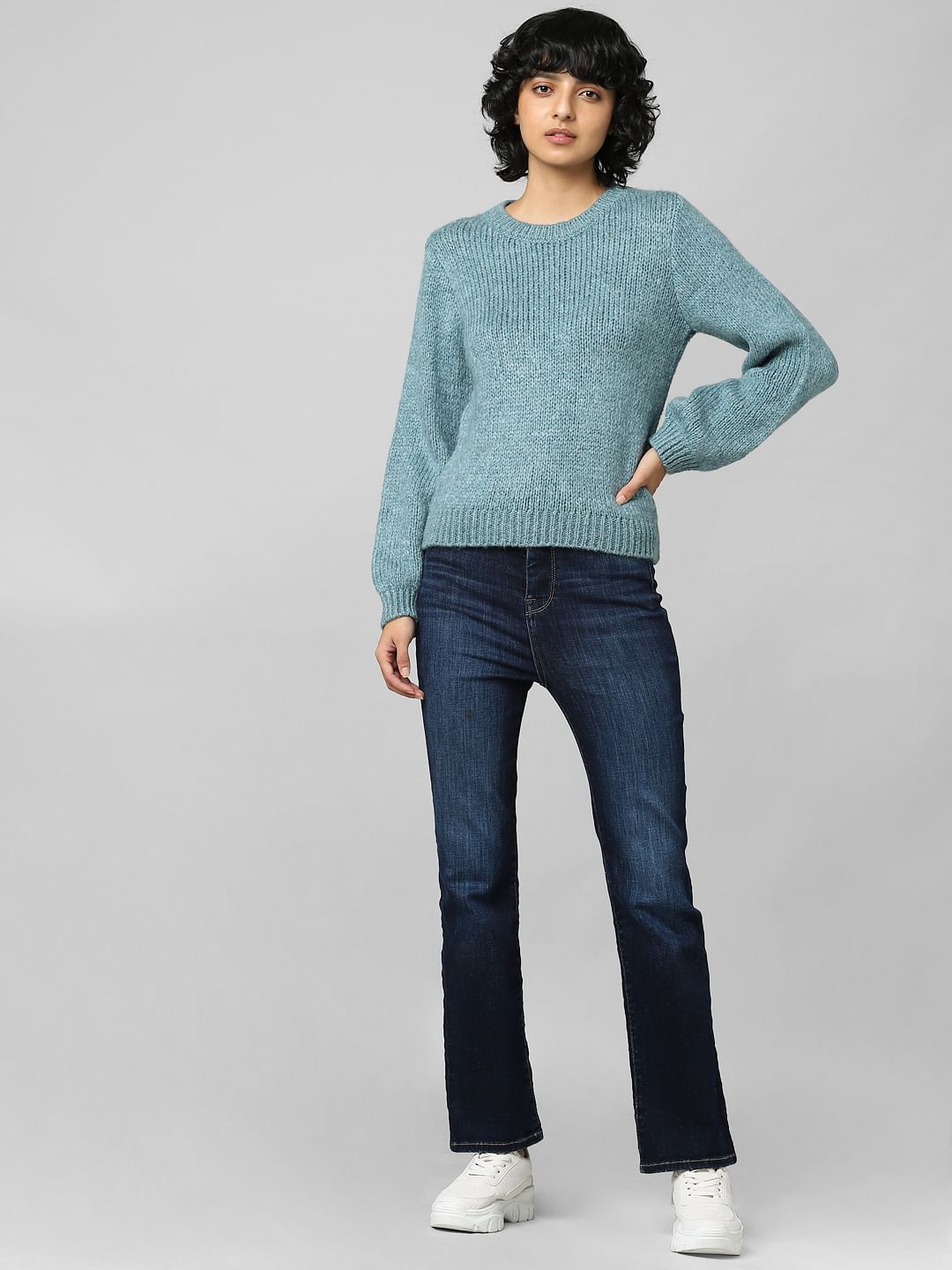 Blue Pullover