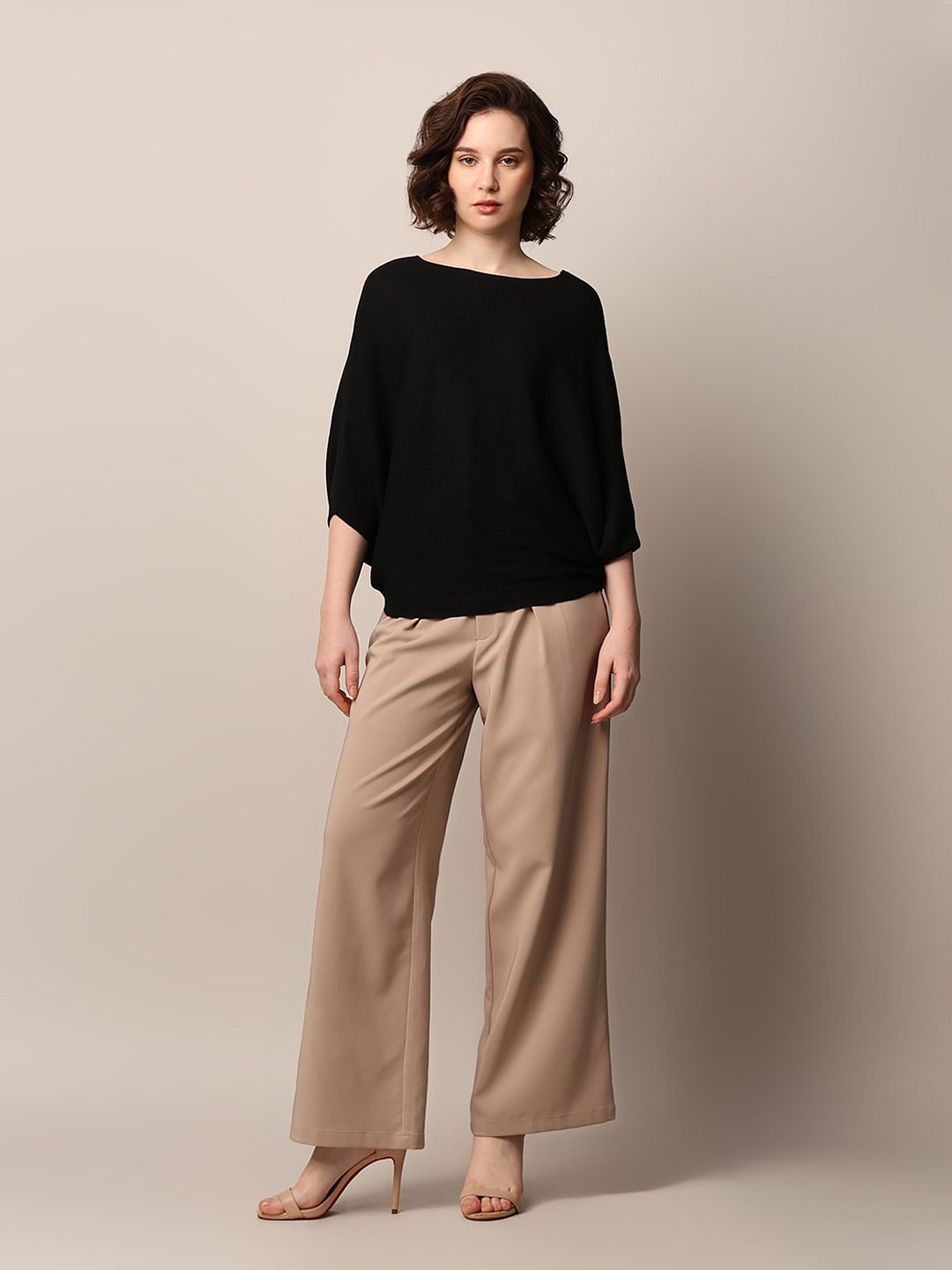 Black Batwing Sleeves Pullover