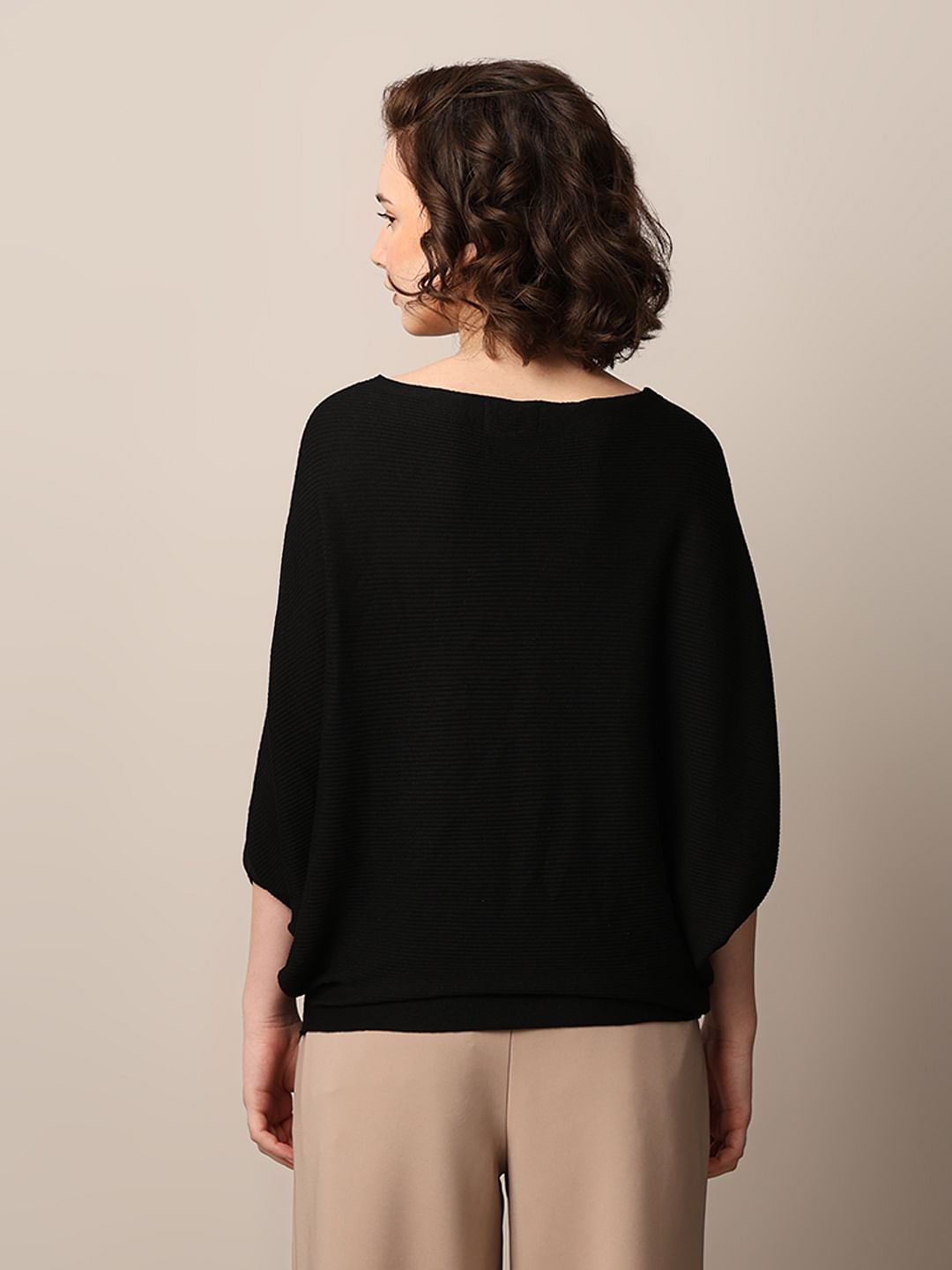 Black Batwing Sleeves Pullover