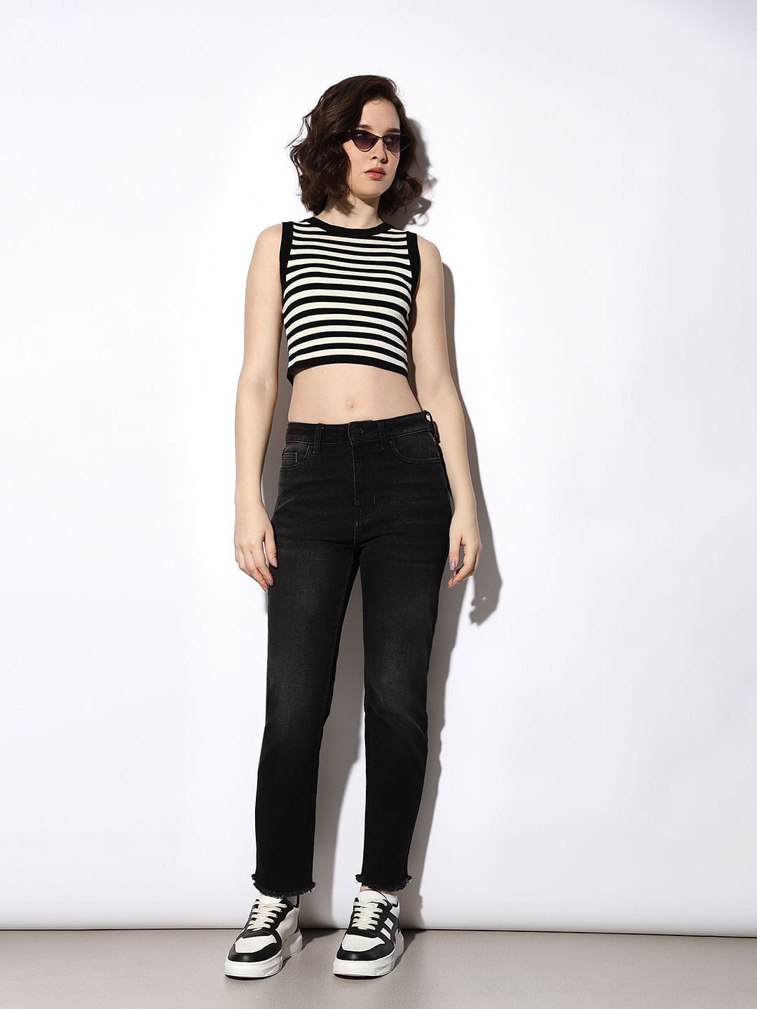 Black Mid Rise Slim Fit Jeans