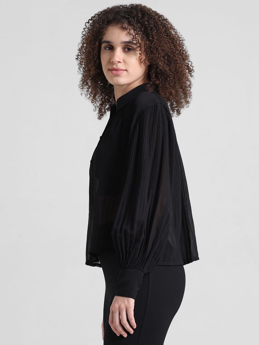 Black Pleated Cropped Shirt