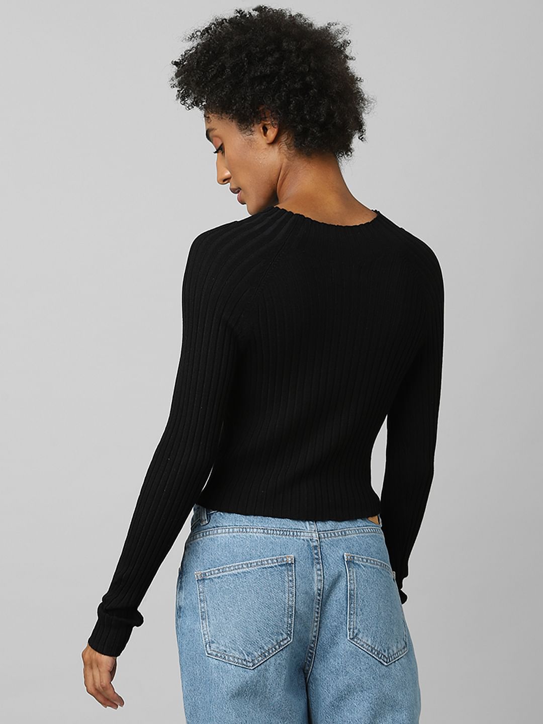 Black Ribbed Cropped Pullover