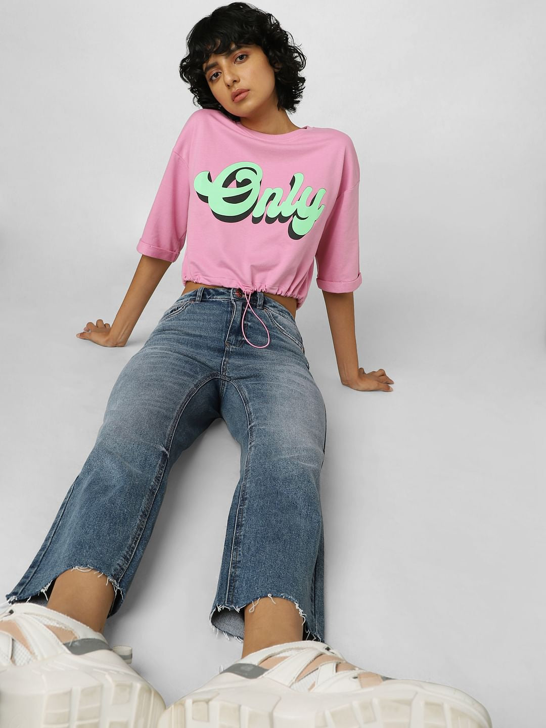 Blue High Rise Washed Straight Fit Jeans