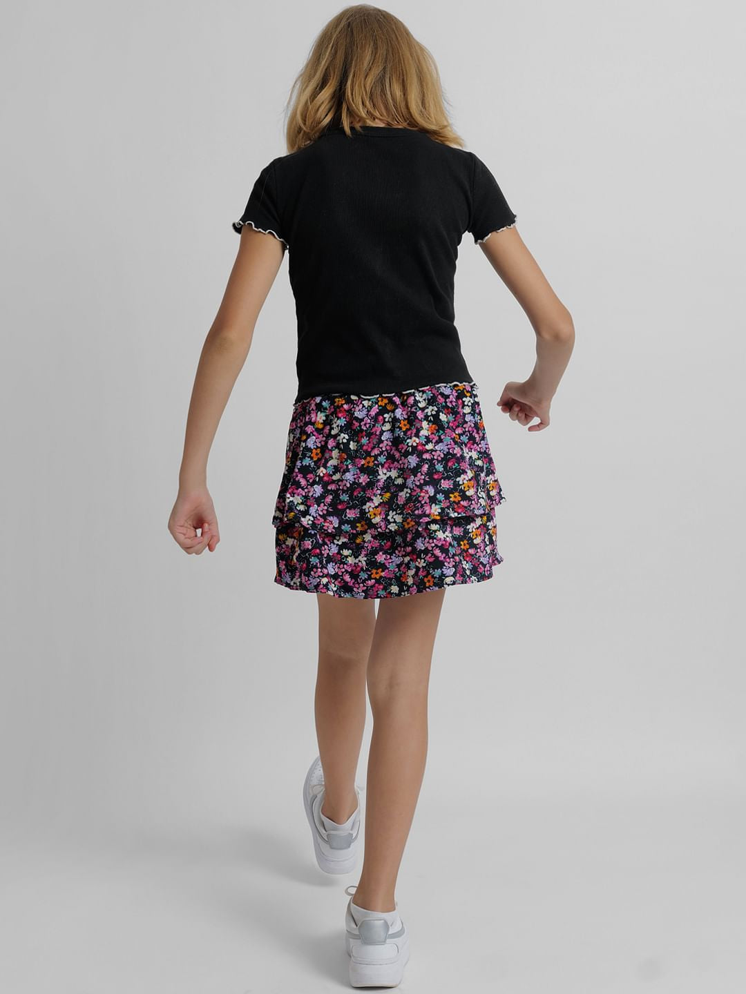 Girls Black Layered Floral Short Skirt