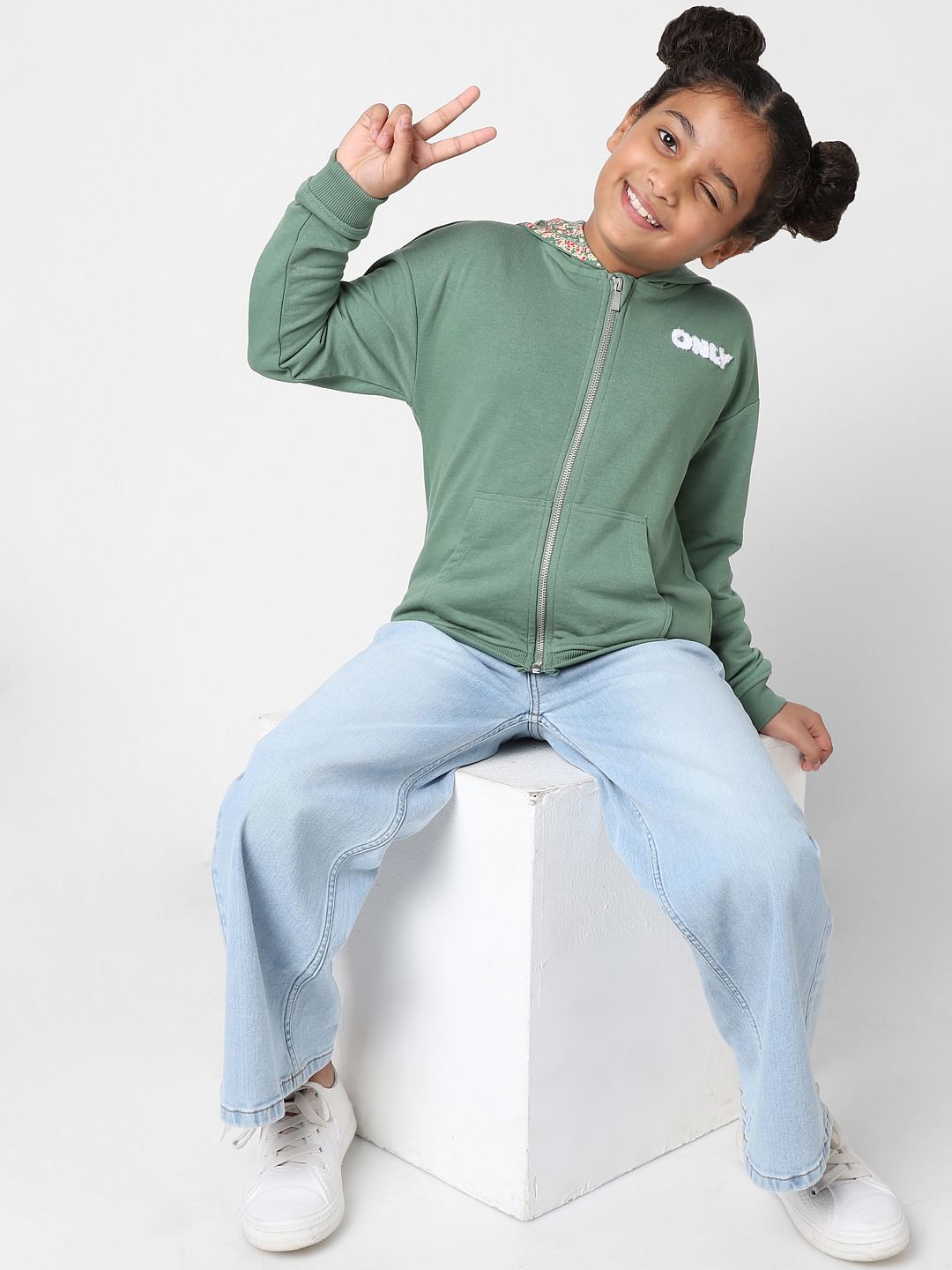 Girls Green Hooded Zip-Up Sweatshirt