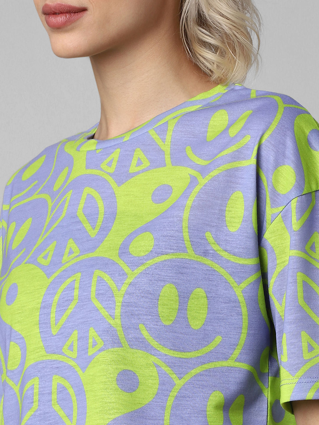 Light Purple Cropped T-Shirt