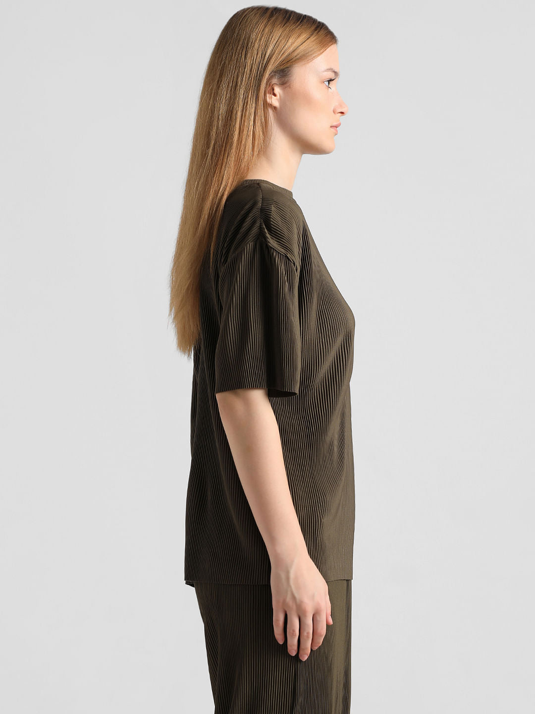 Olive Pleated Co-Ord Set T-Shirt