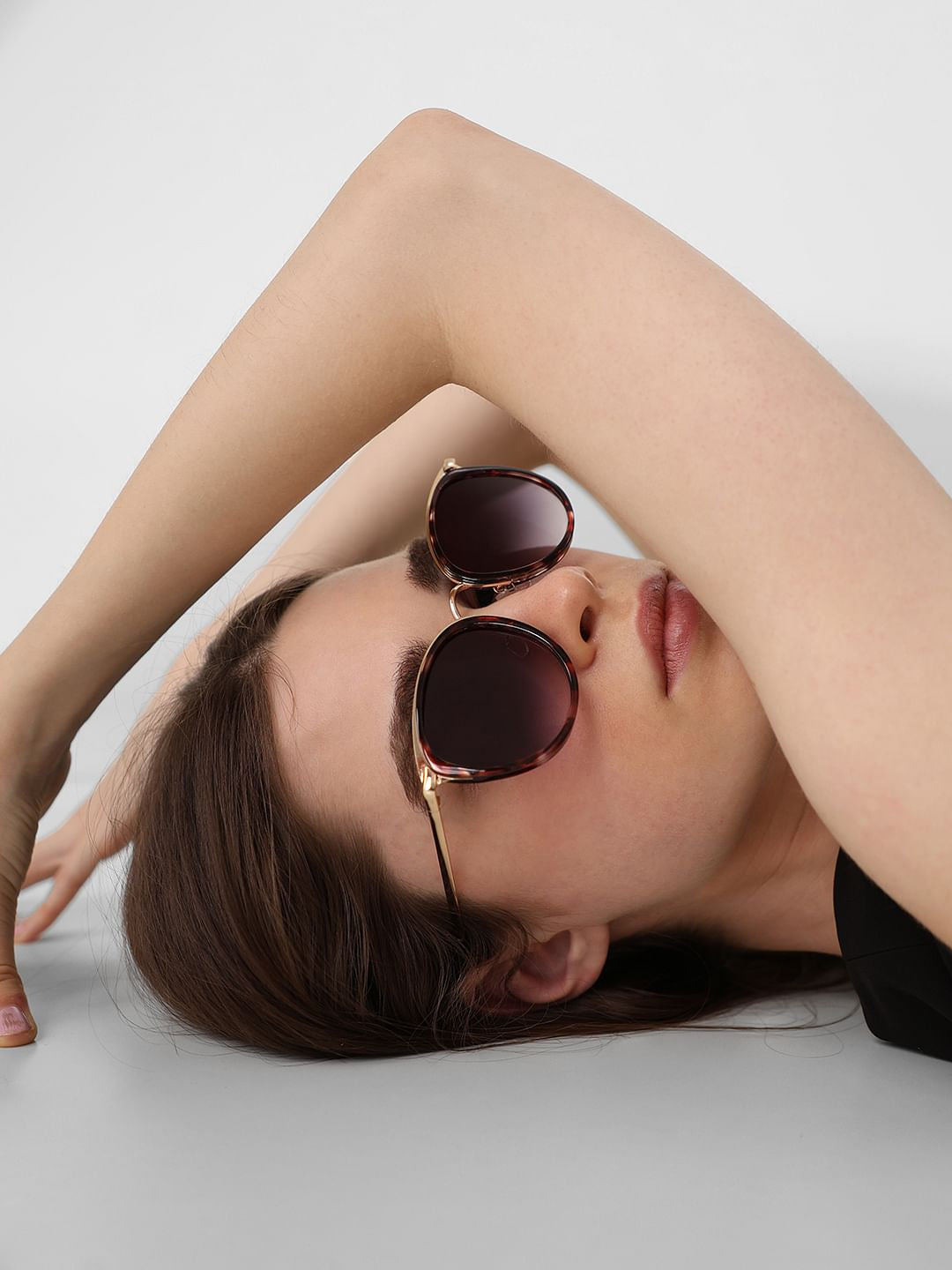 Black Turtle Frame Sunglasses