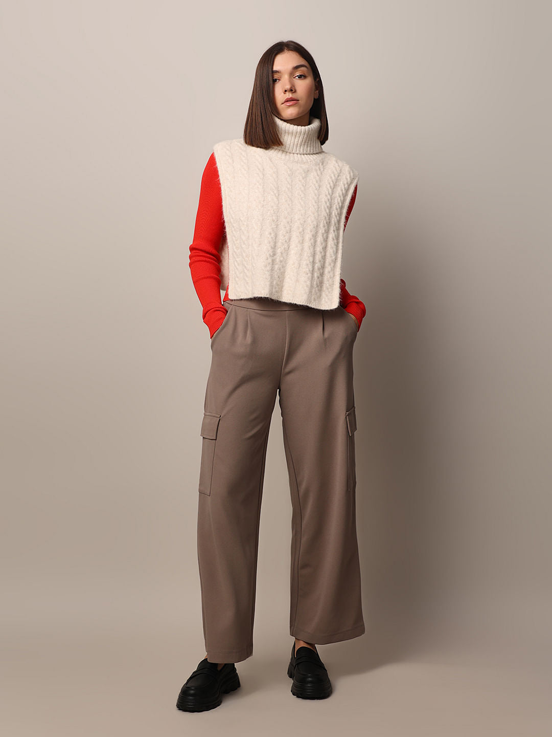 White High Neck Knitted Top