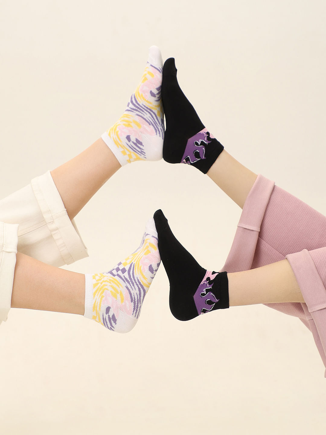 Pack Of 2 Lavender Abstract Print Socks