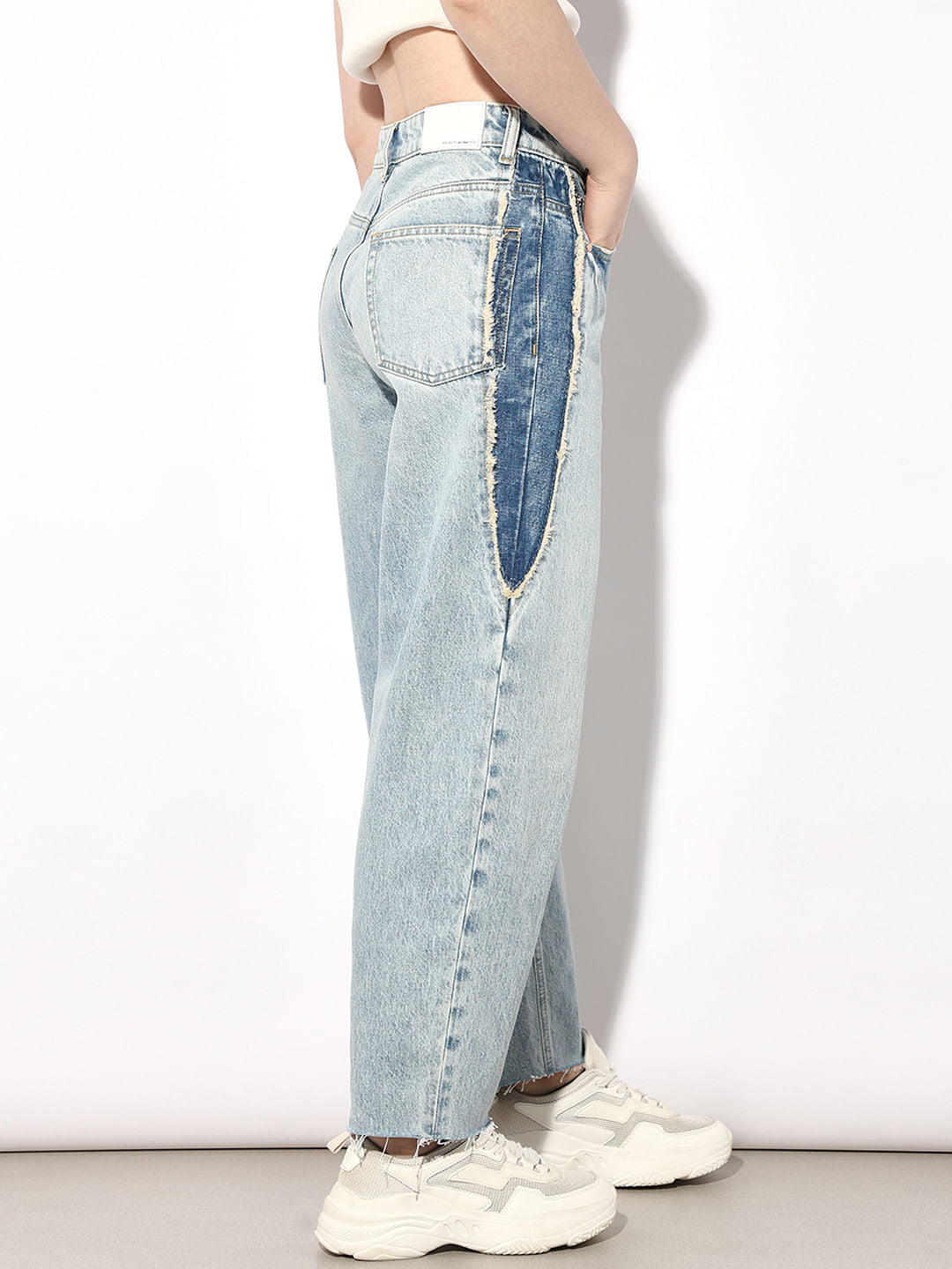 Blue Distress Fit Jeans