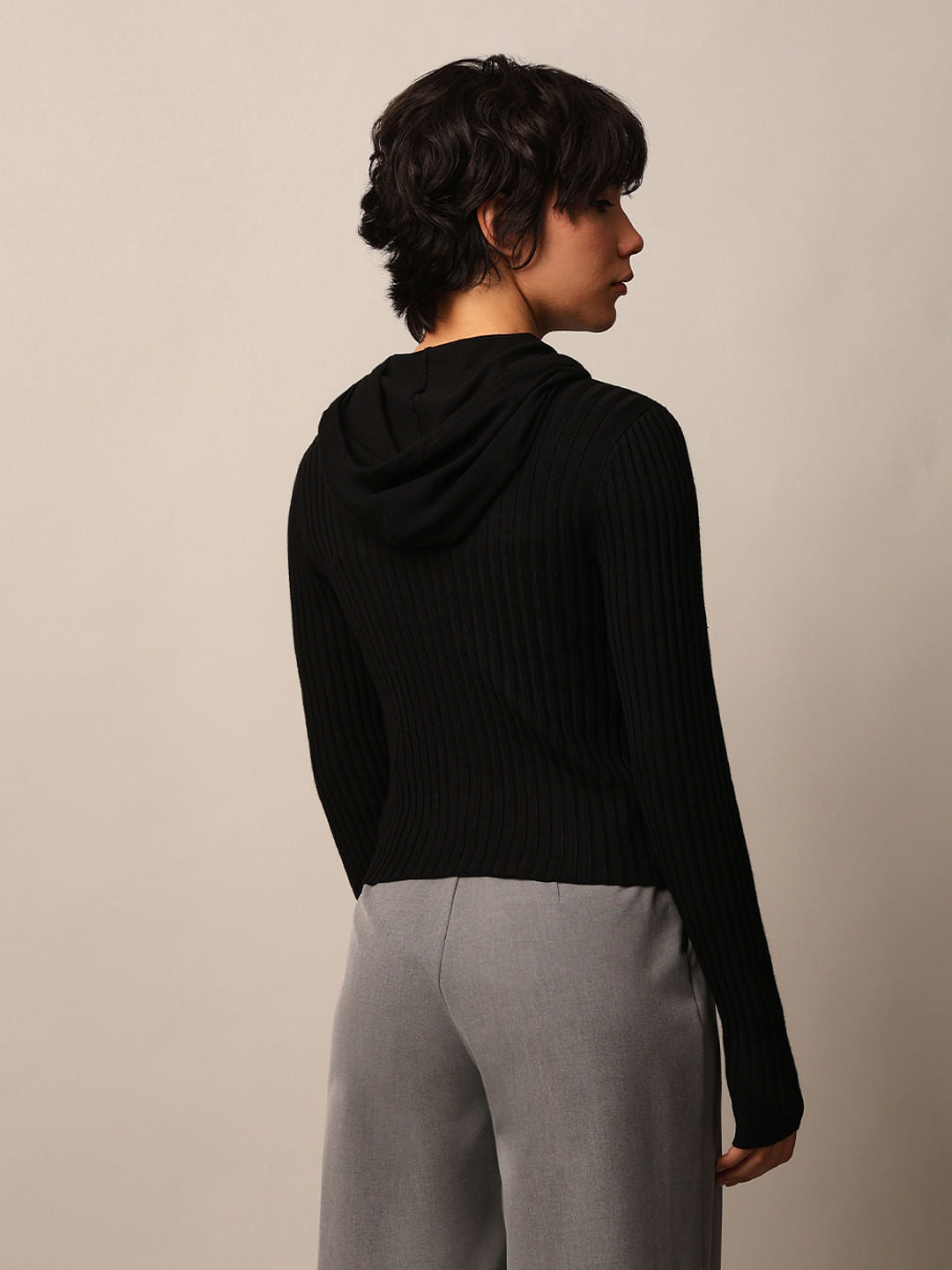 Black Ribbed Hooded Pullover