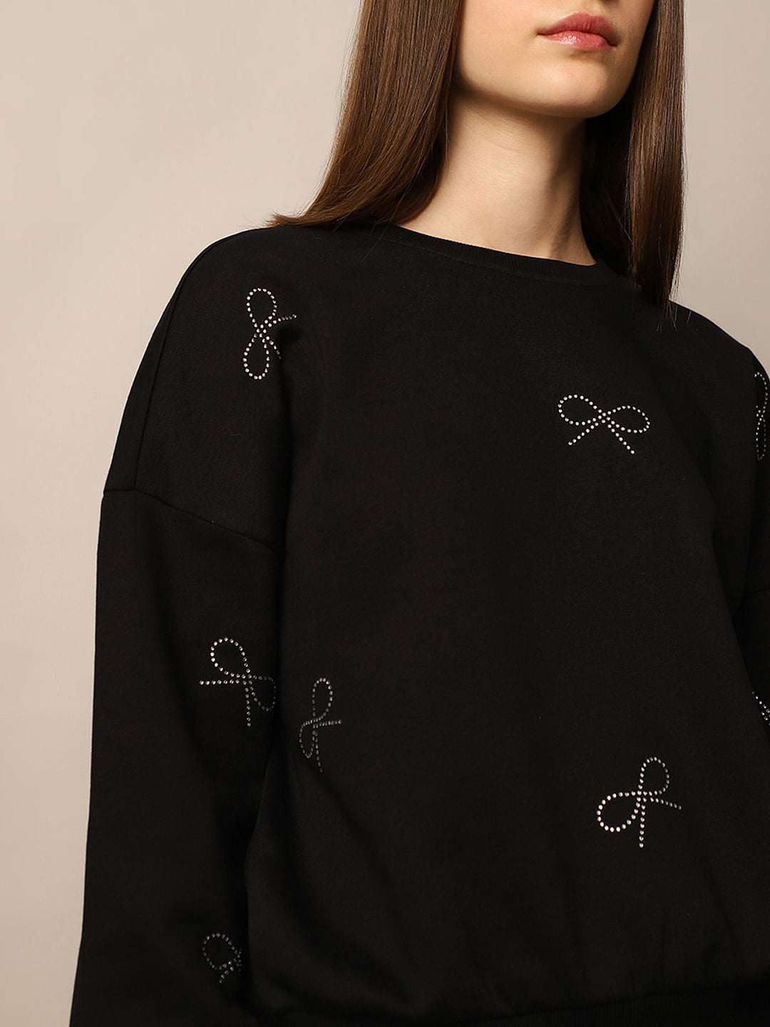 Black Bow Embllished Pullover