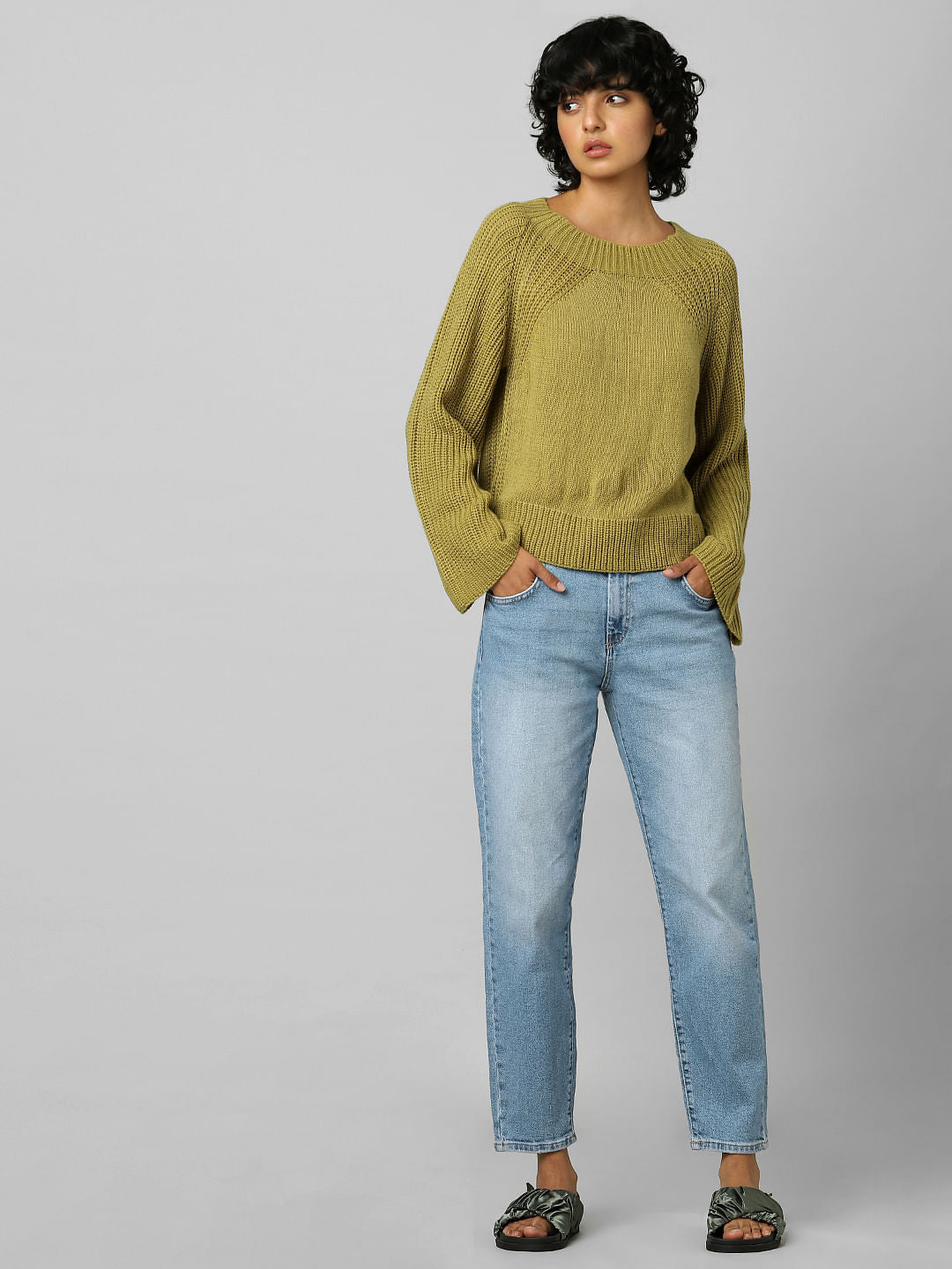 Green Wide Sleeves Pullover