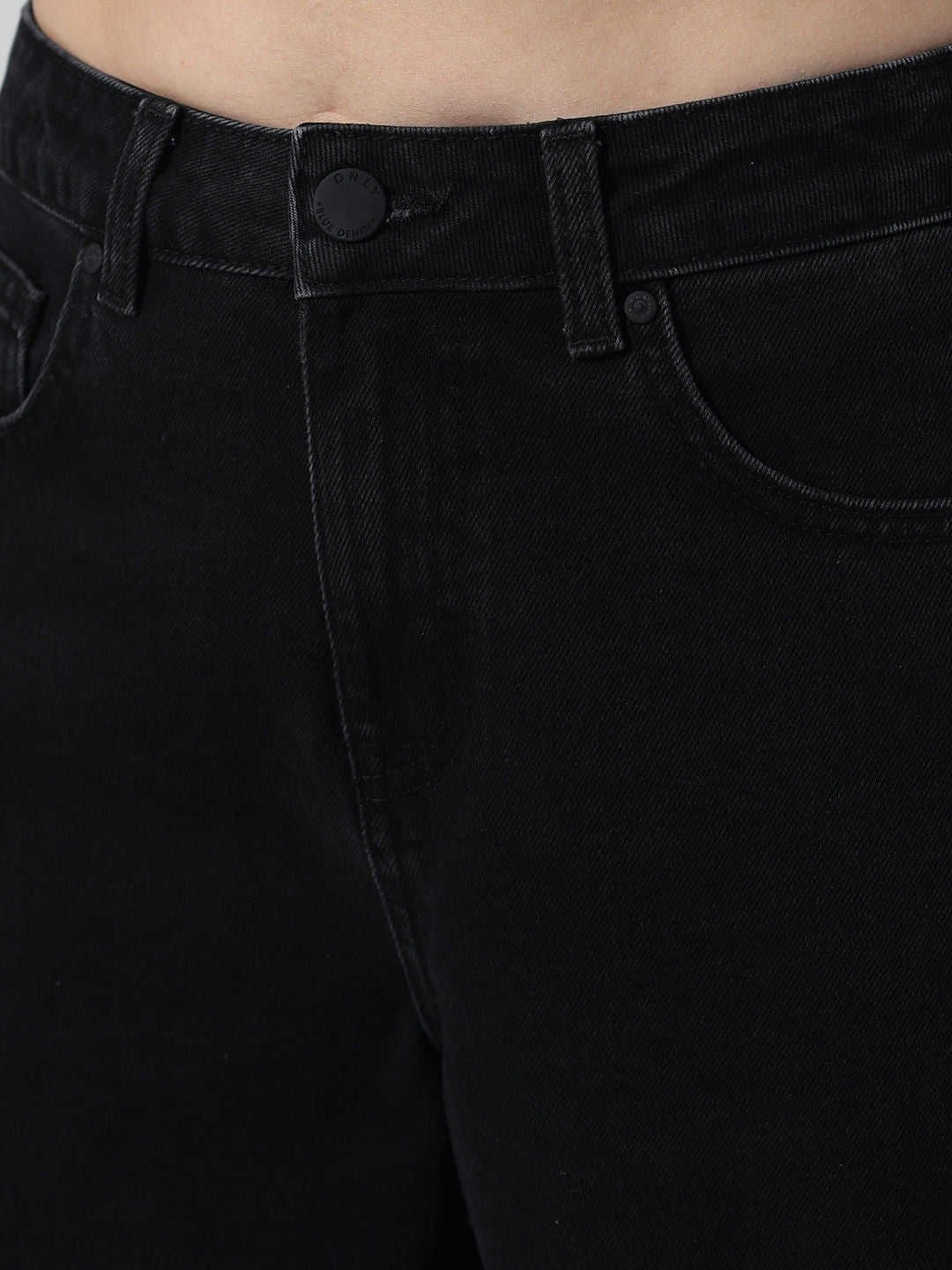 Black High Rise Straight Fit Jeans