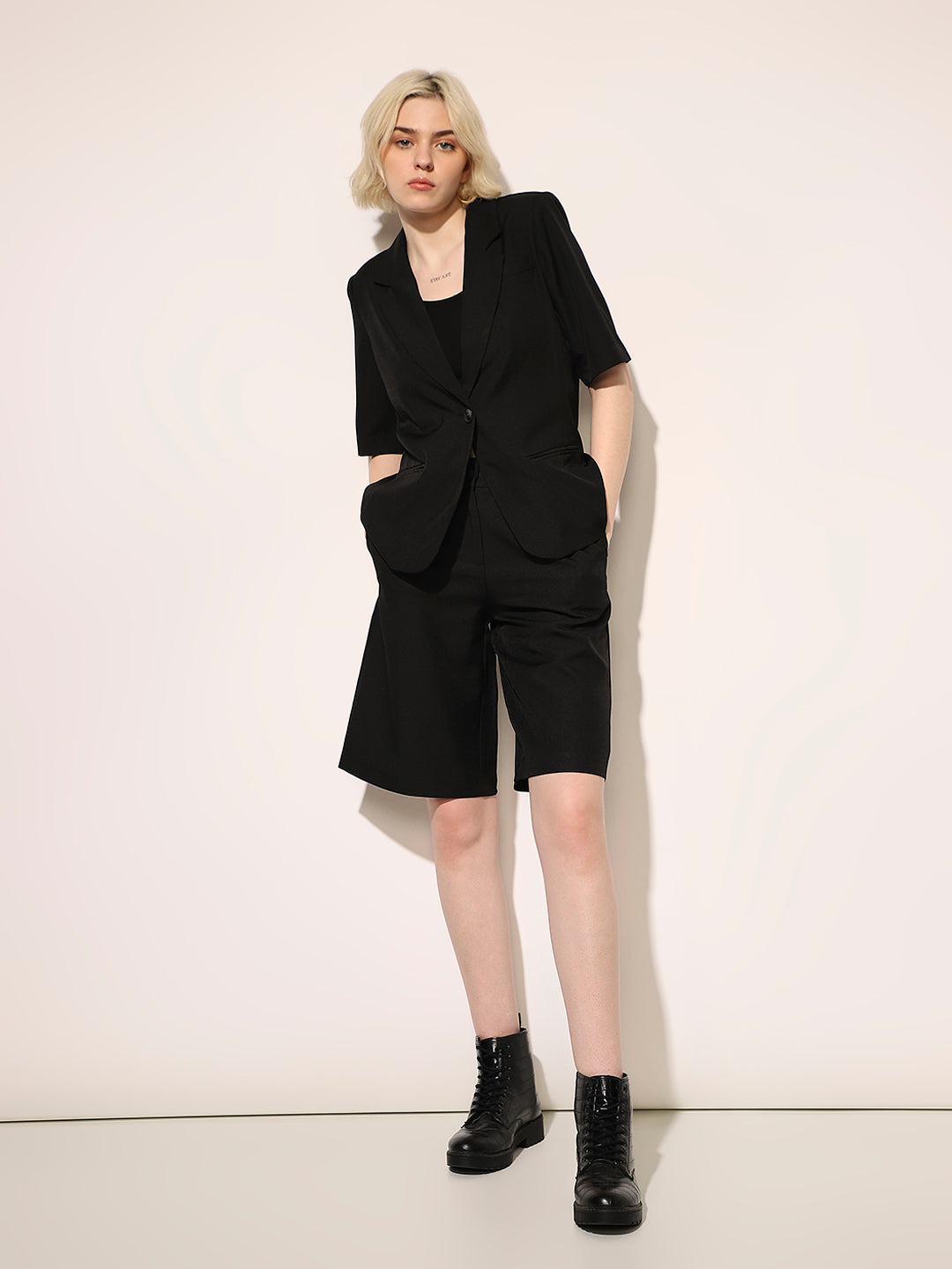 Black Single Breasted Blazer