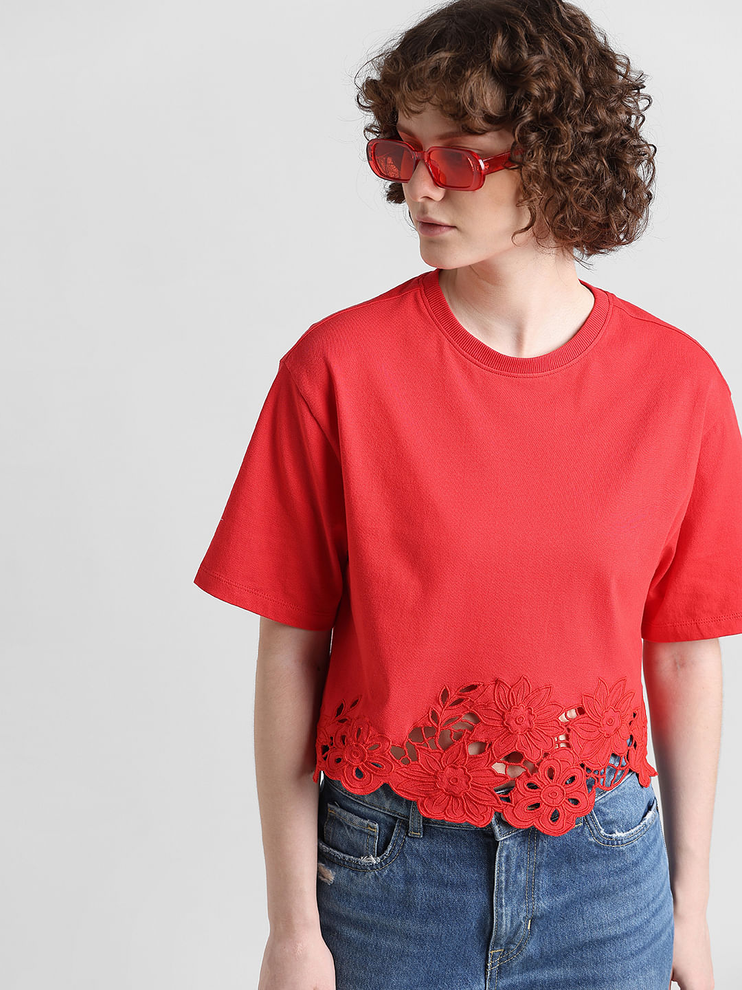 Red Schiffli Detail T-Shirt