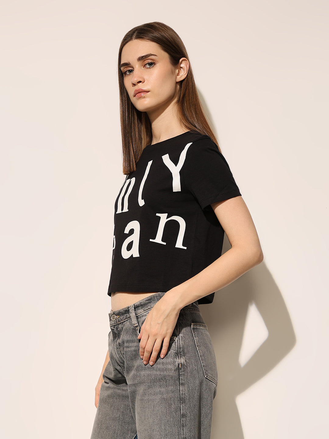 Black Printed Cropped Cotton T-shirt