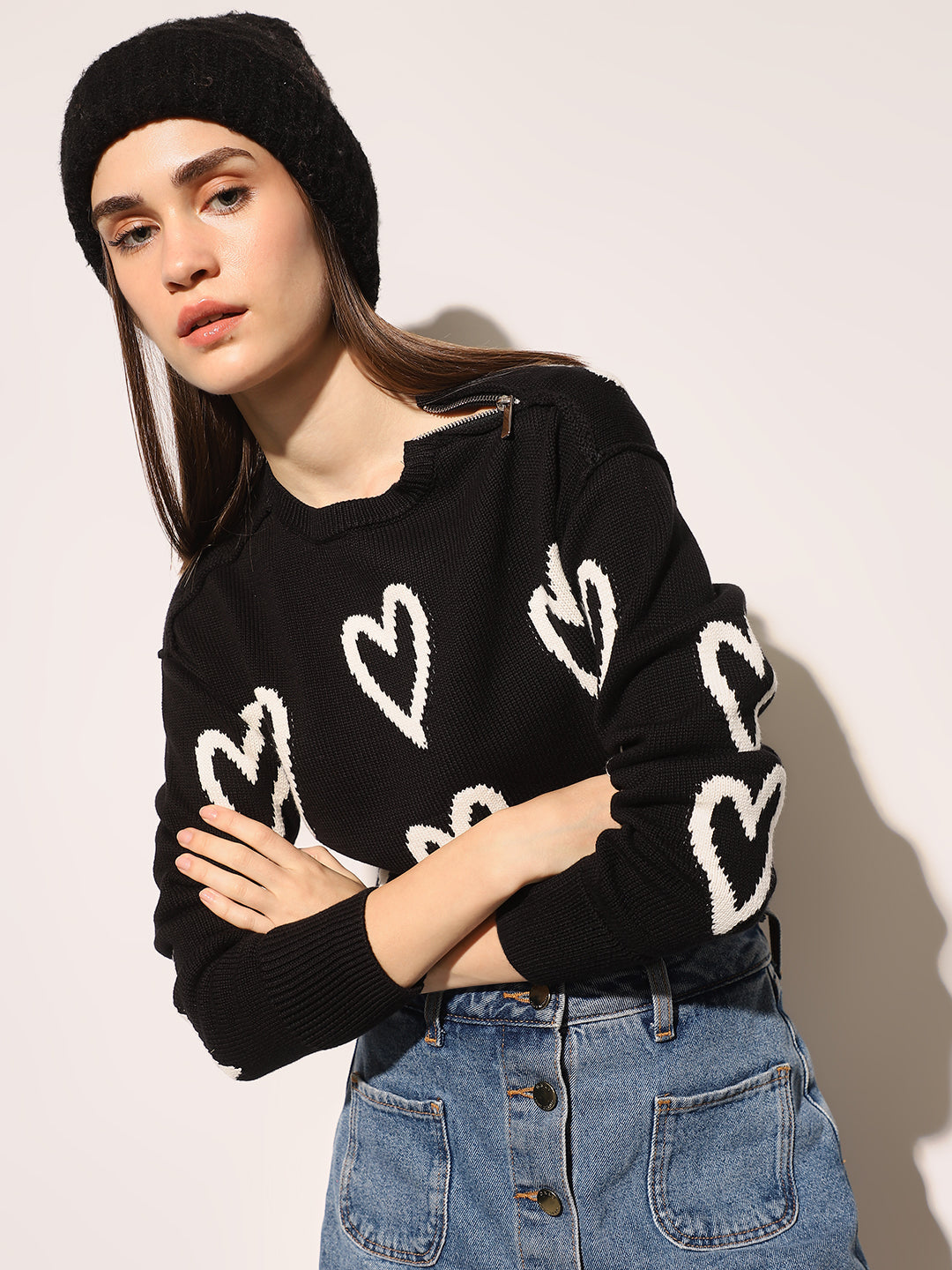 Black Heart Print Pullover
