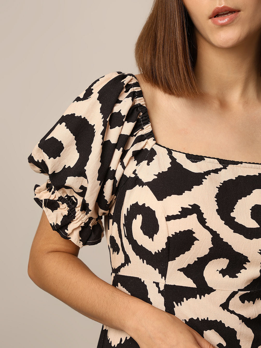 Beige Printed Puff-Sleeves Midi Dress