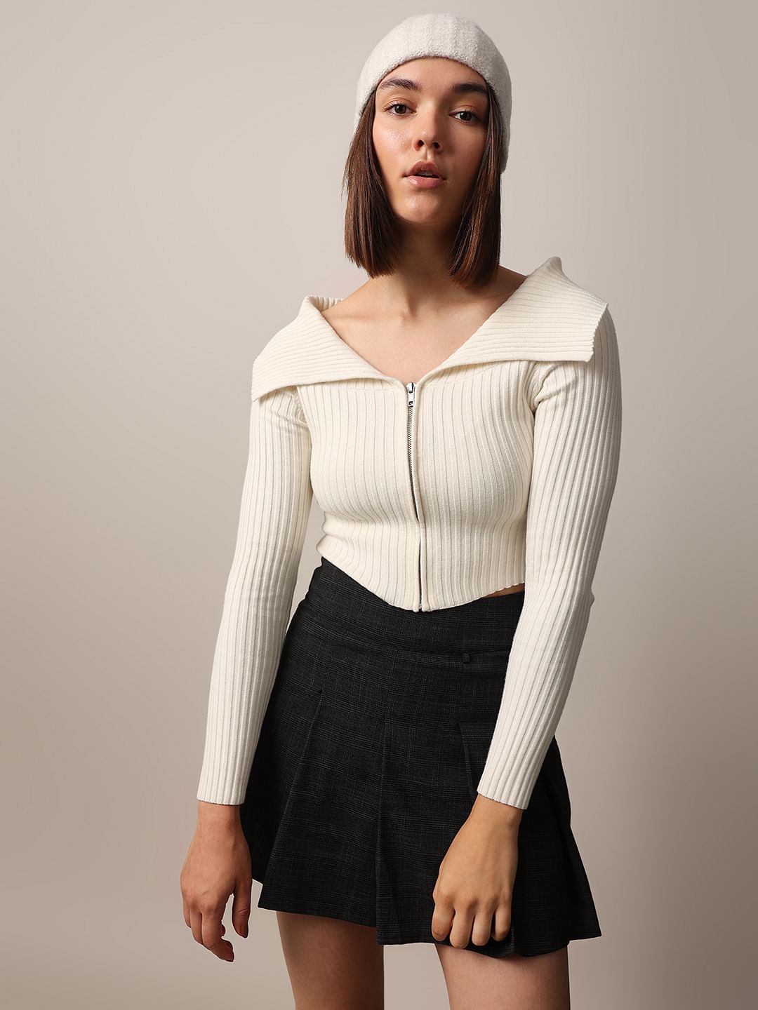 White Cropped Fitted Cardigan