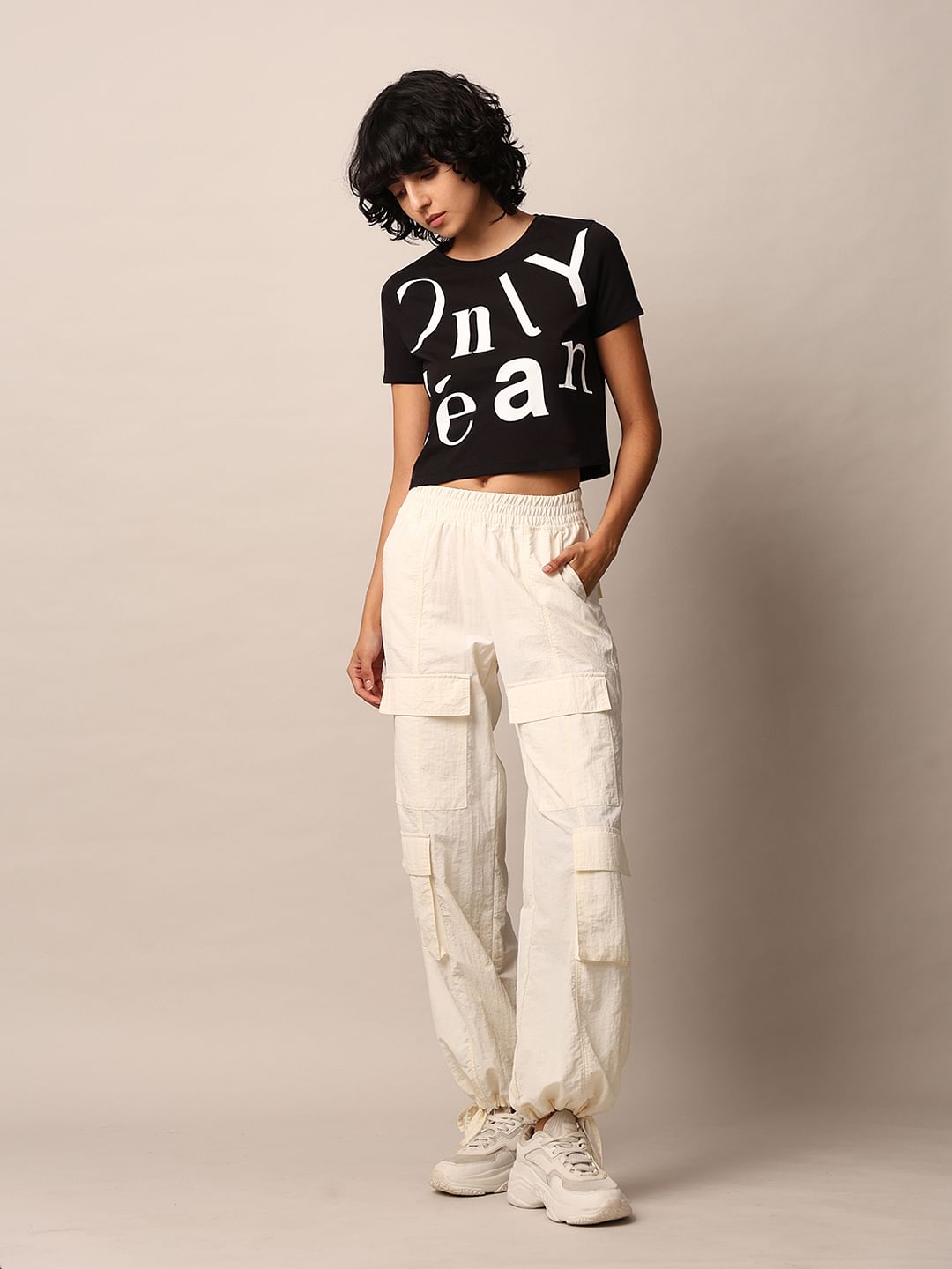 Black Printed Cropped T-Shirt