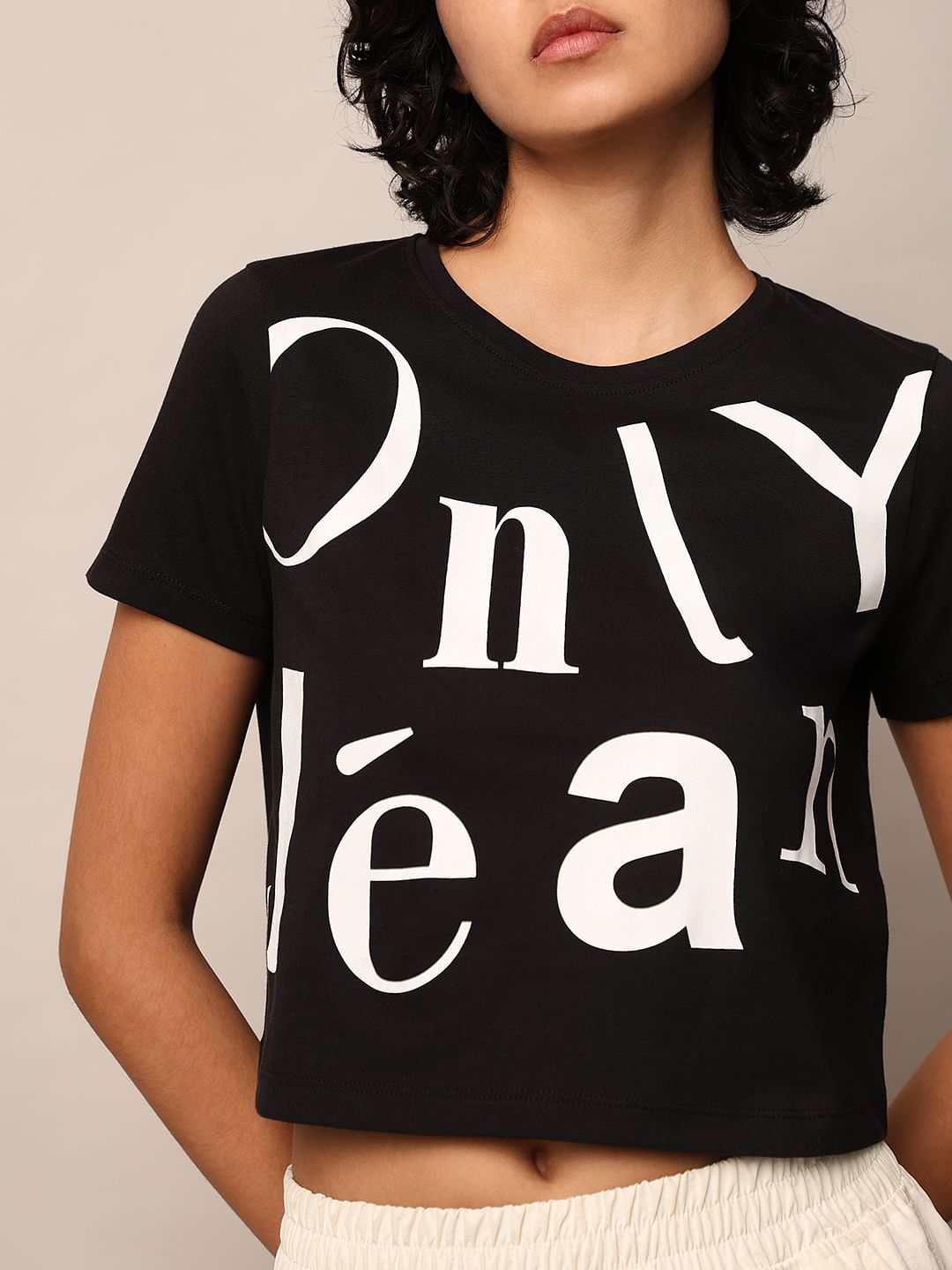 Black Printed Cropped T-Shirt