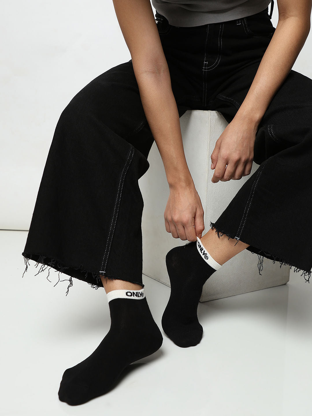 Pack Of 3 Ankle Length Socks