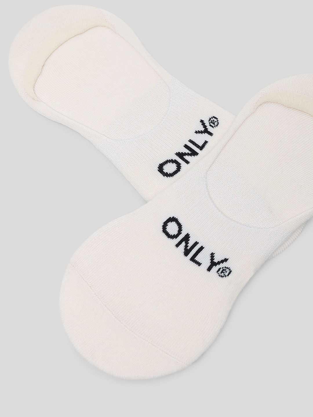 White Pack Of 3 No Show Socks