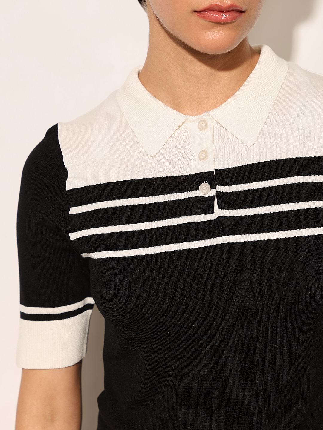 Black Colourblocked Knitted Top