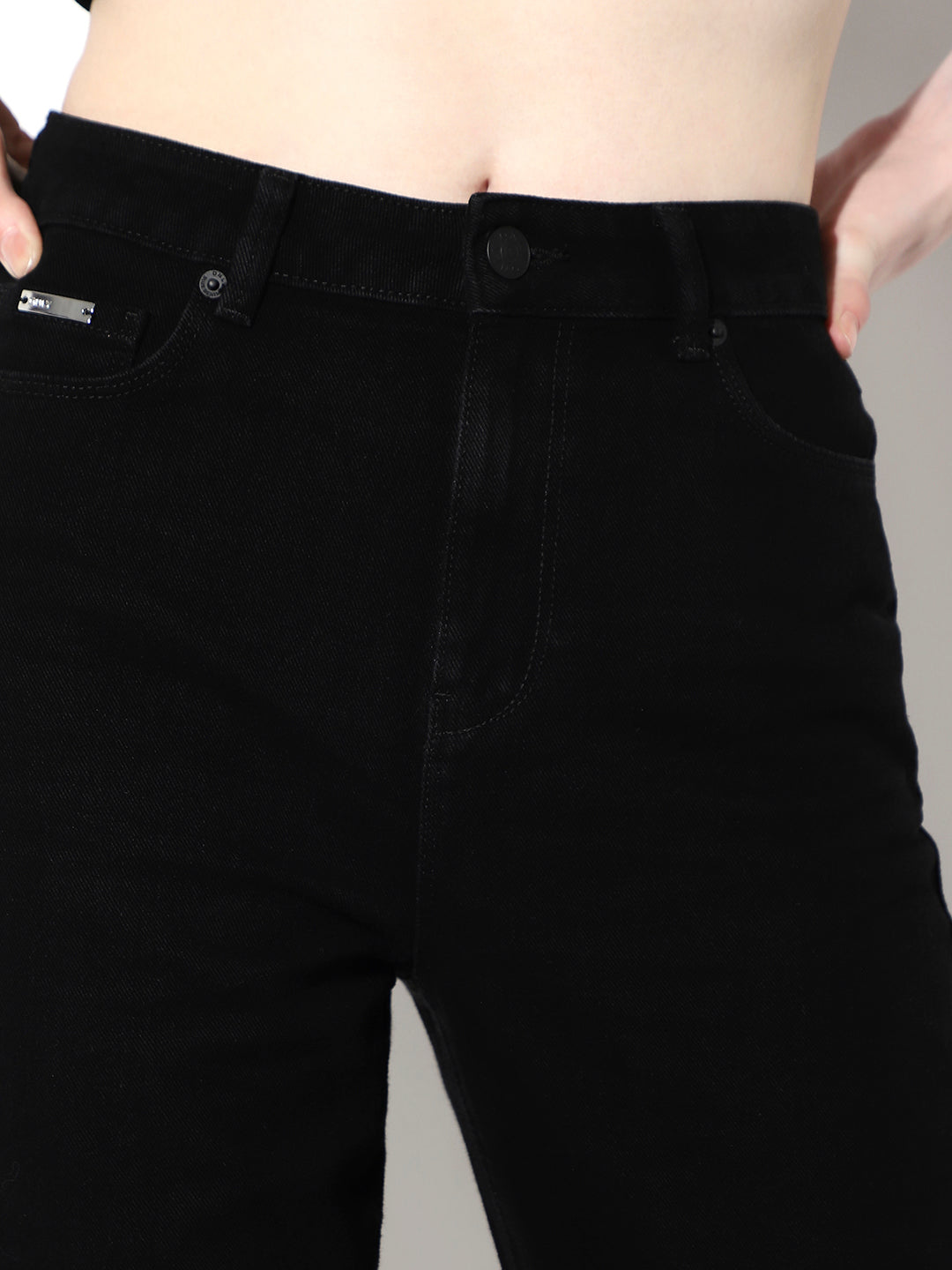 BLACK High Rise Straight Fit Jeans