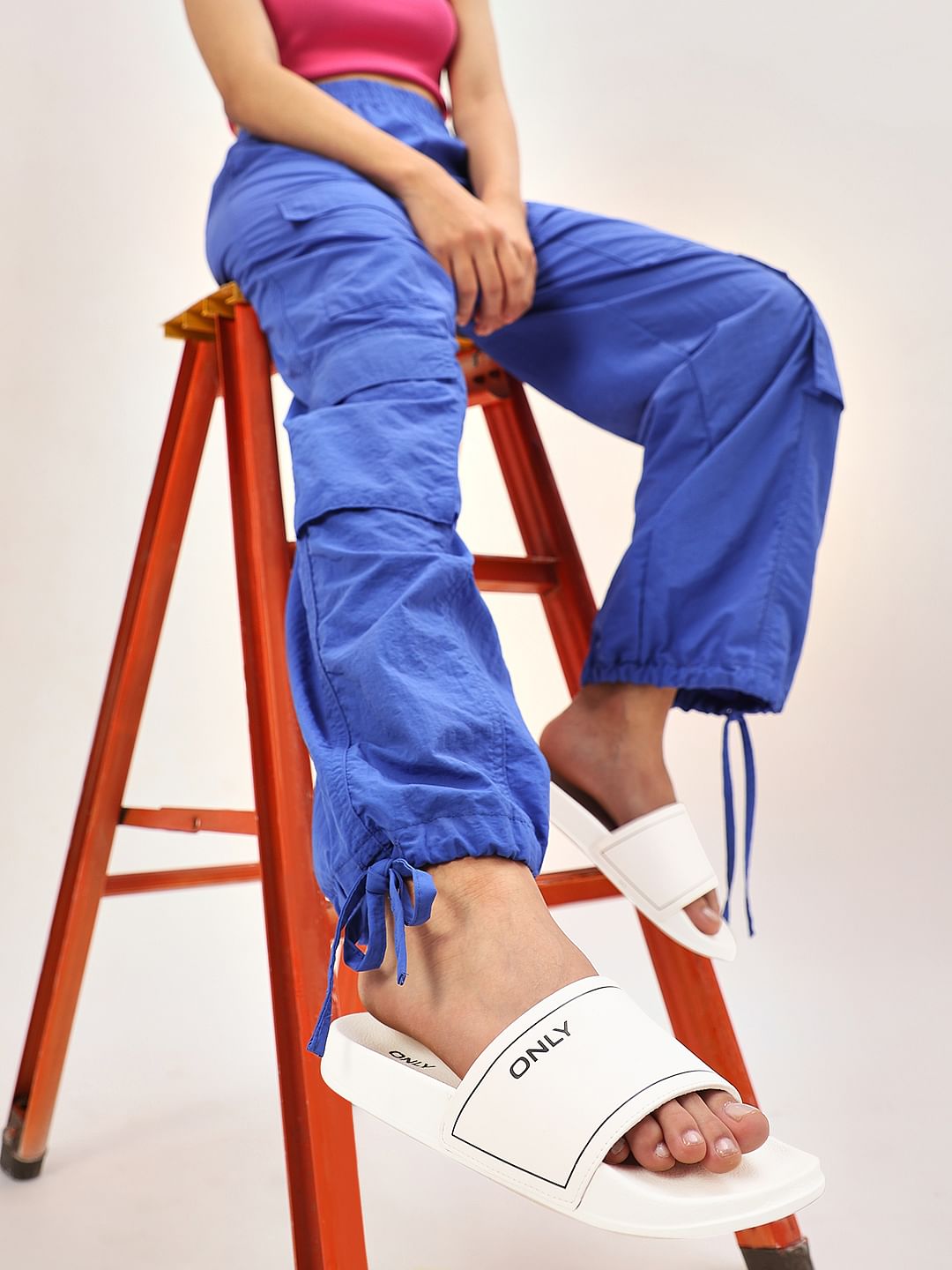 White Logo Print Sliders