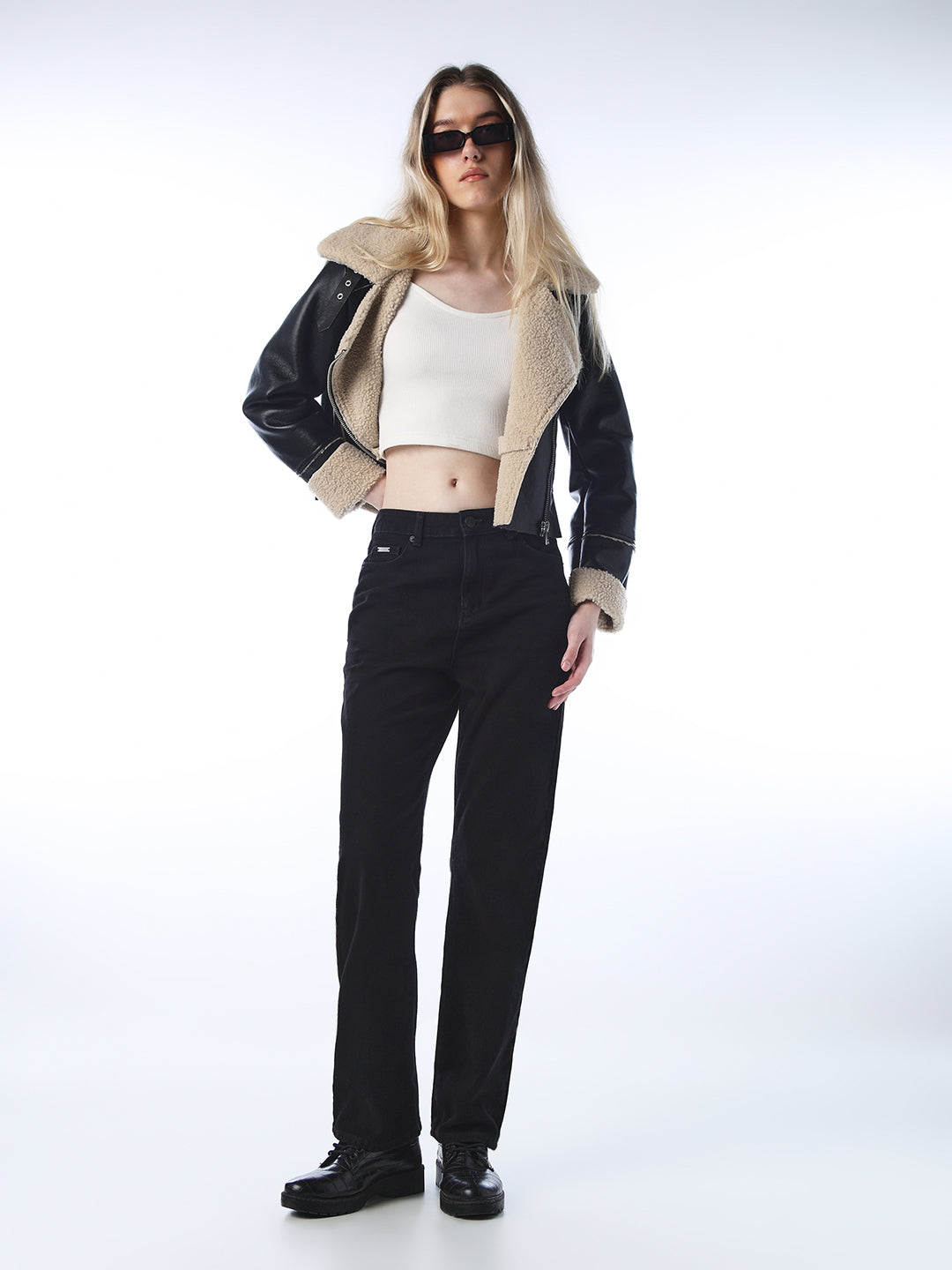 High Rise Straight Fit Jeans