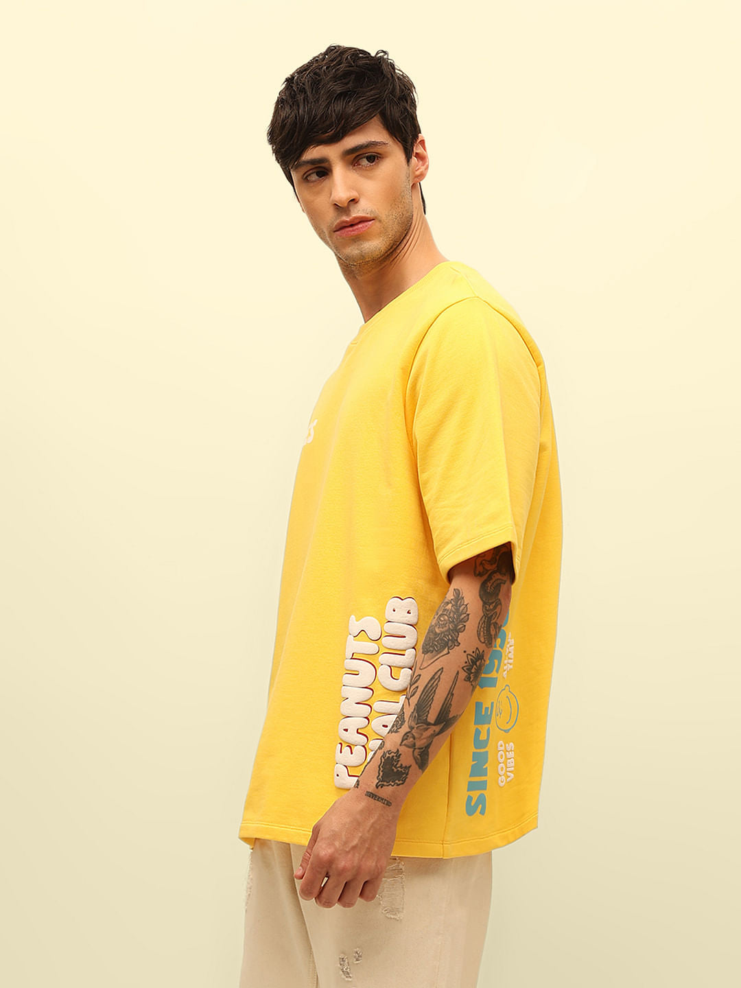Yellow Peanuts Oversized Unisex T-shirt
