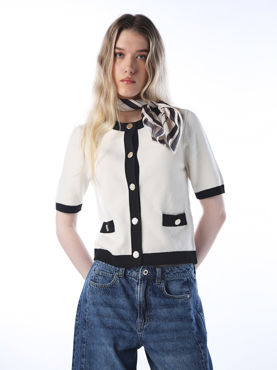 Short Fitted Cardigan