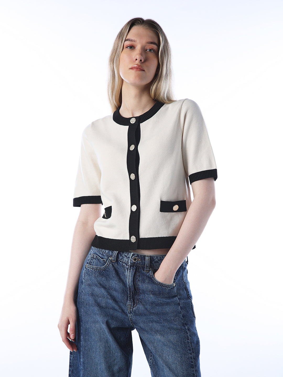 Short Fitted Cardigan