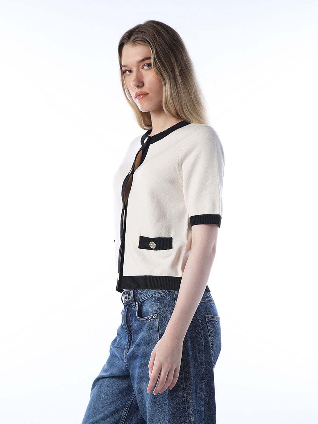 Short Fitted Cardigan