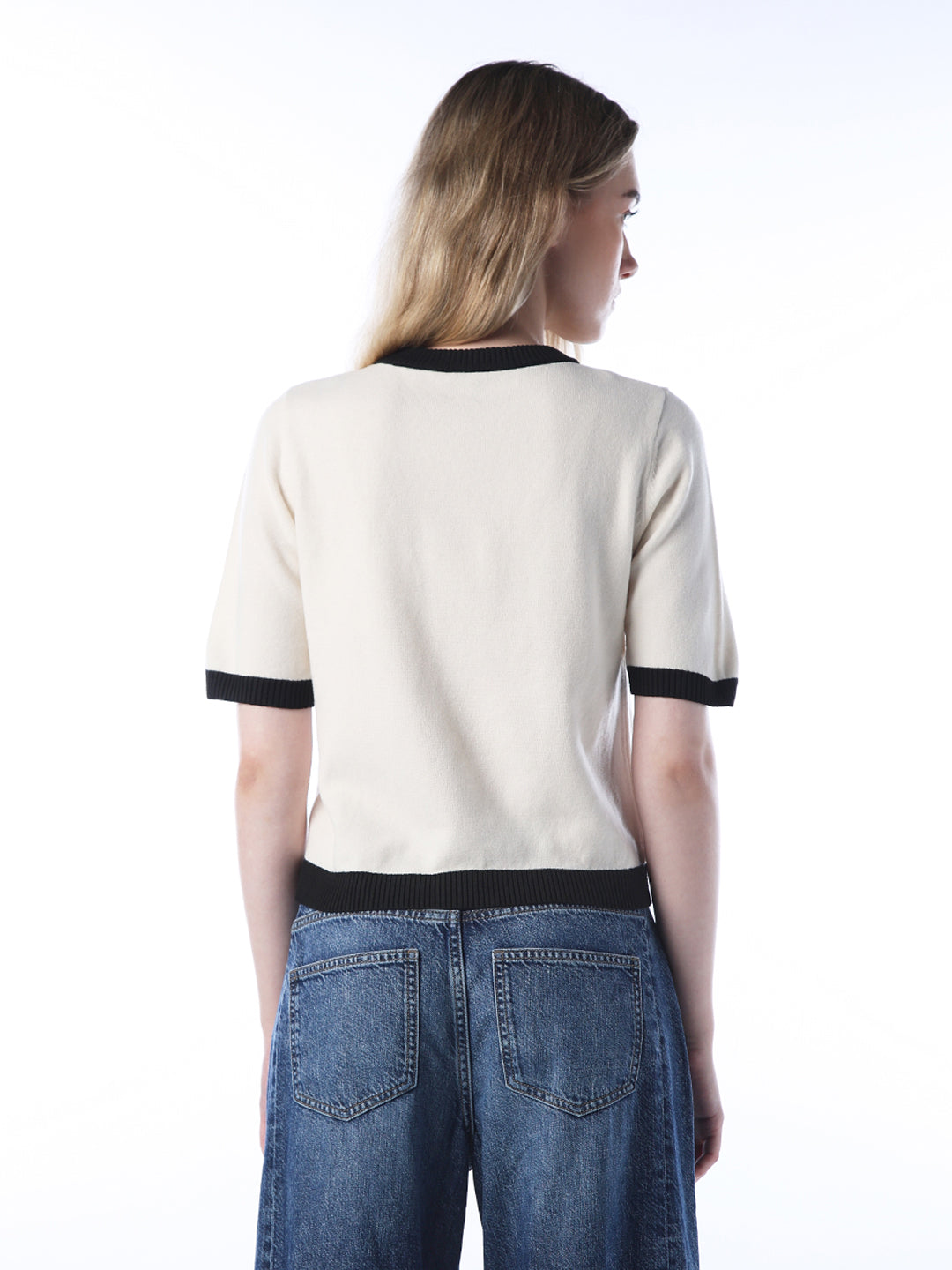 Short Fitted Cardigan