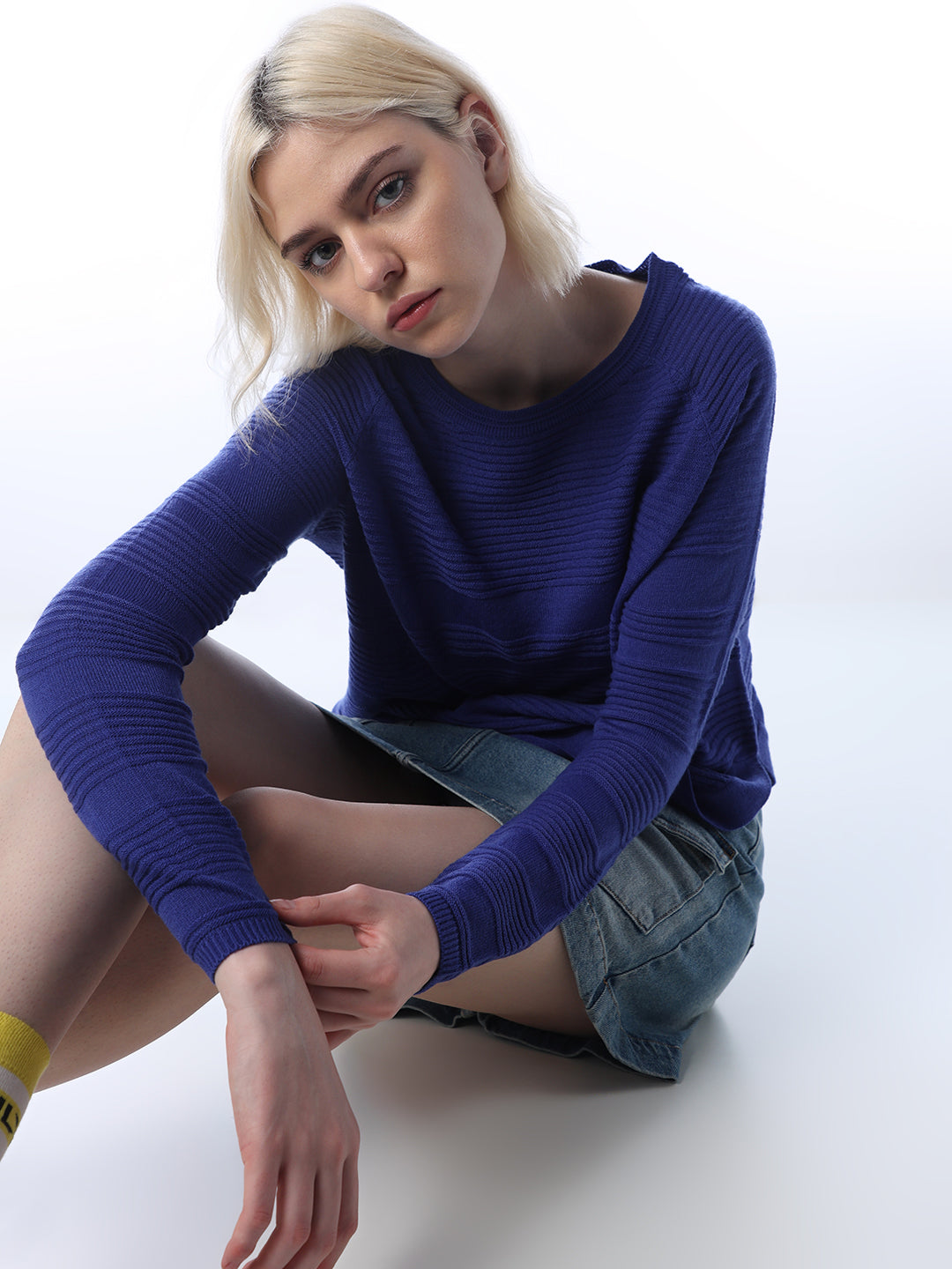 Structured Knitted Pullover - Blue