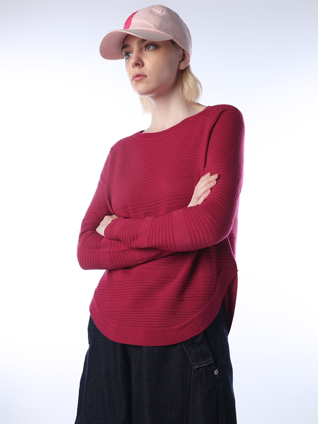 Structured Knitted Pullover - Maroon