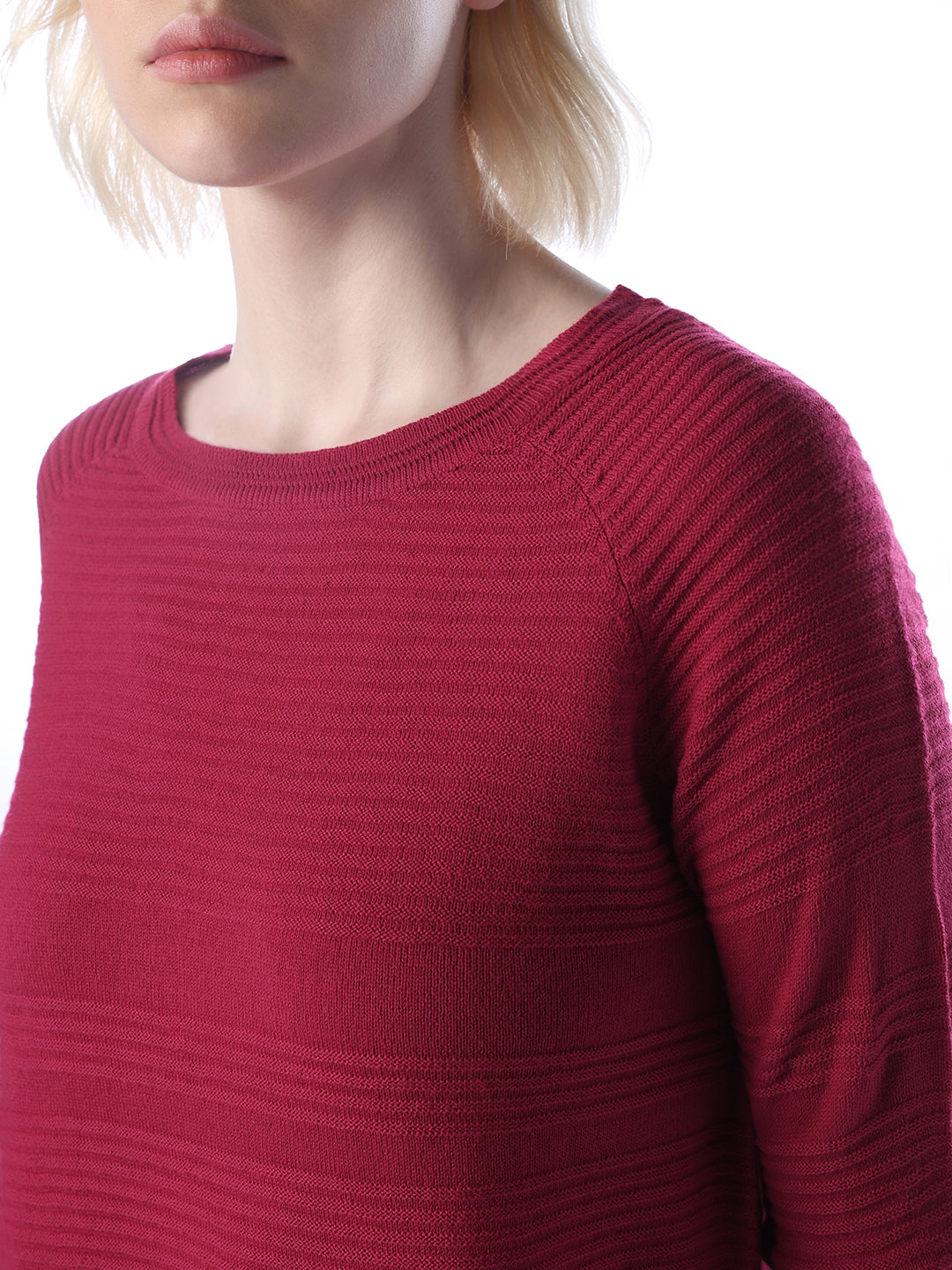 Structured Knitted Pullover - Maroon